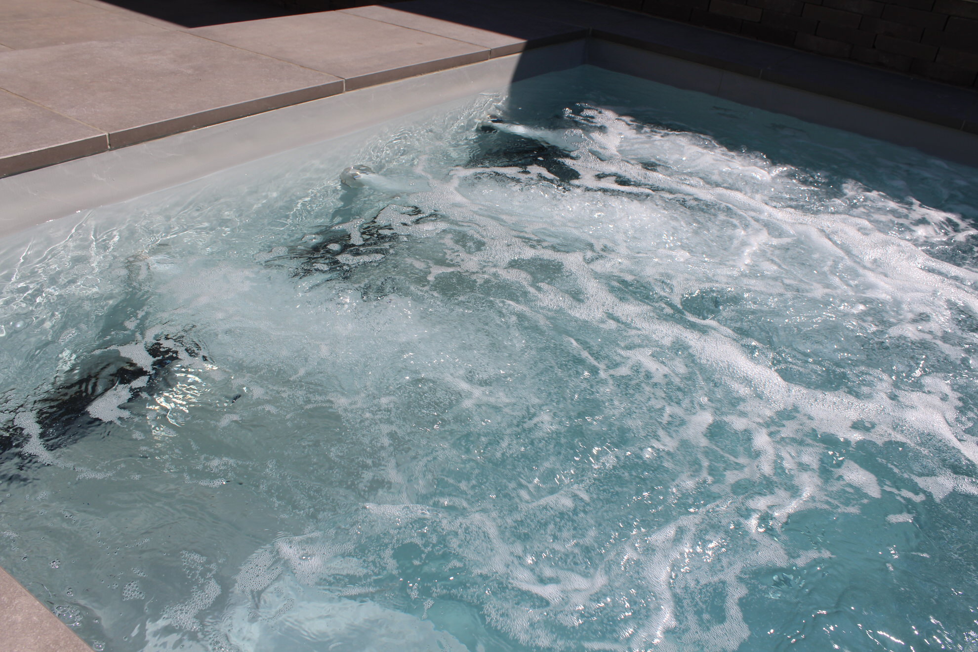 Bitters-jacuzzi