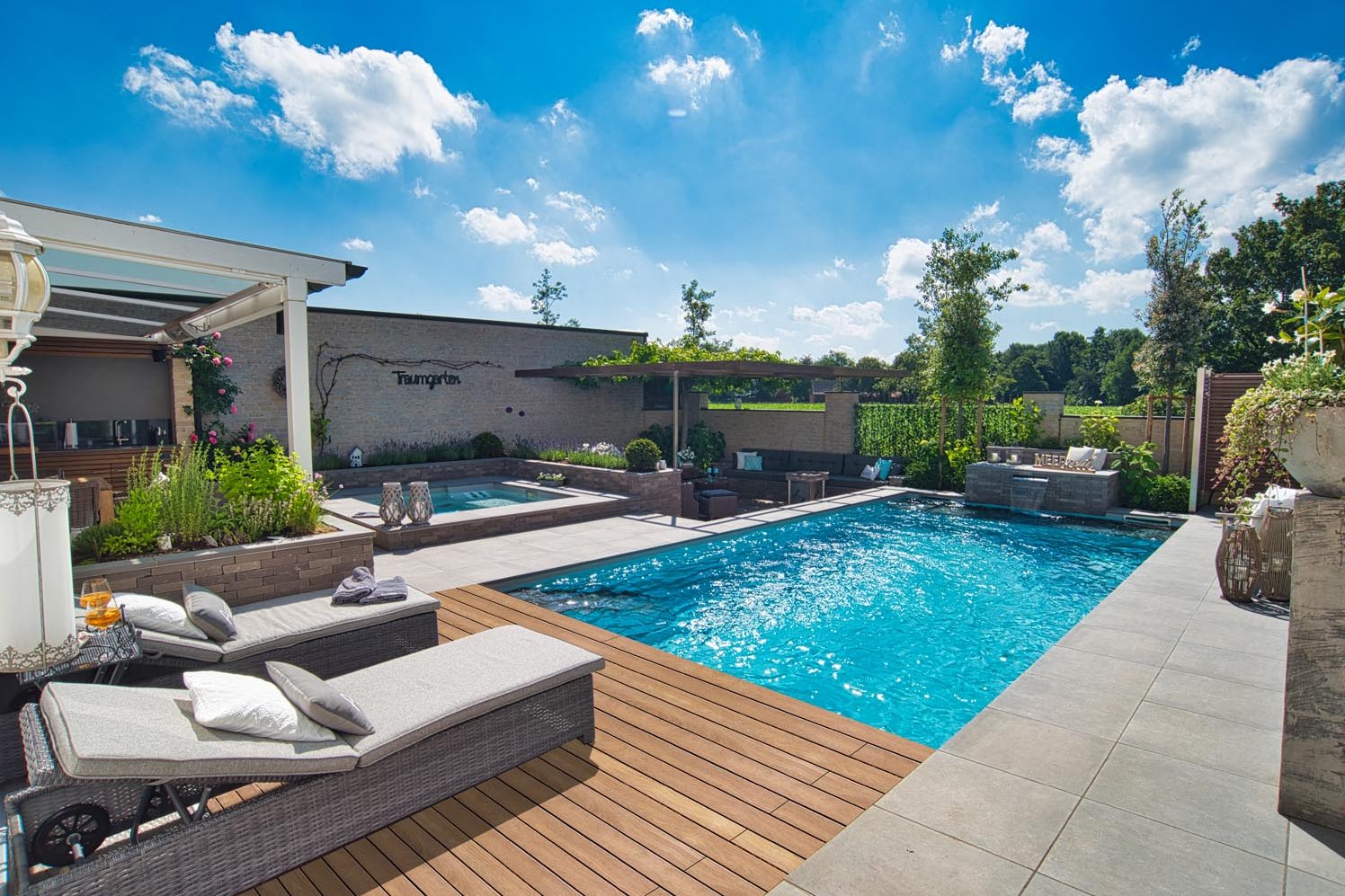 csm_poolbau-wellness-garten_3088846a77